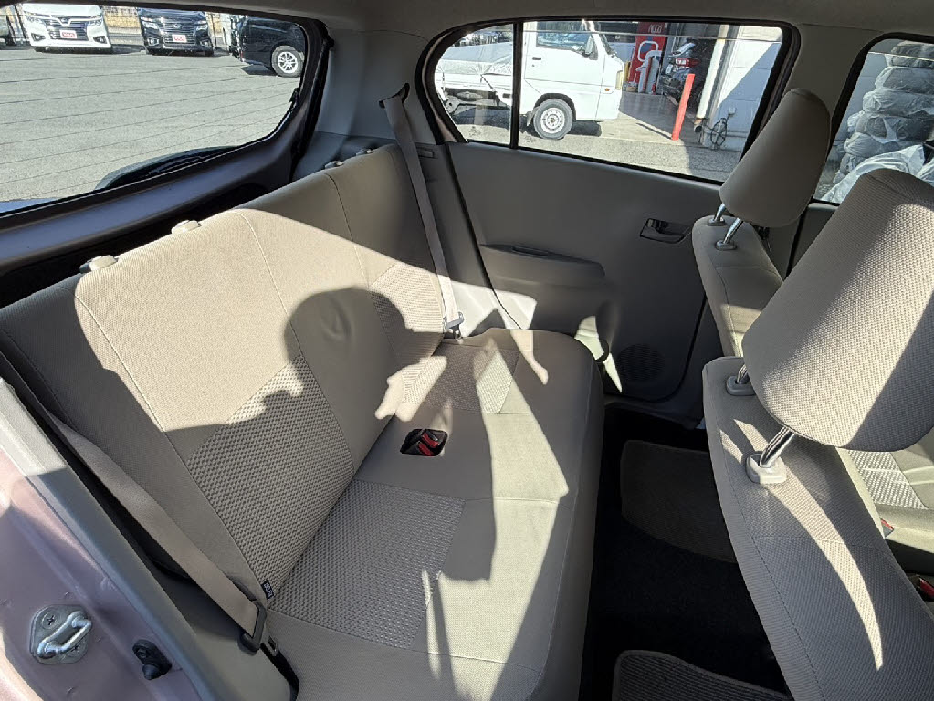 ダイハツ ミライース9枚目