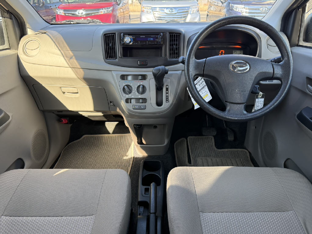 ダイハツ ミライース1枚目