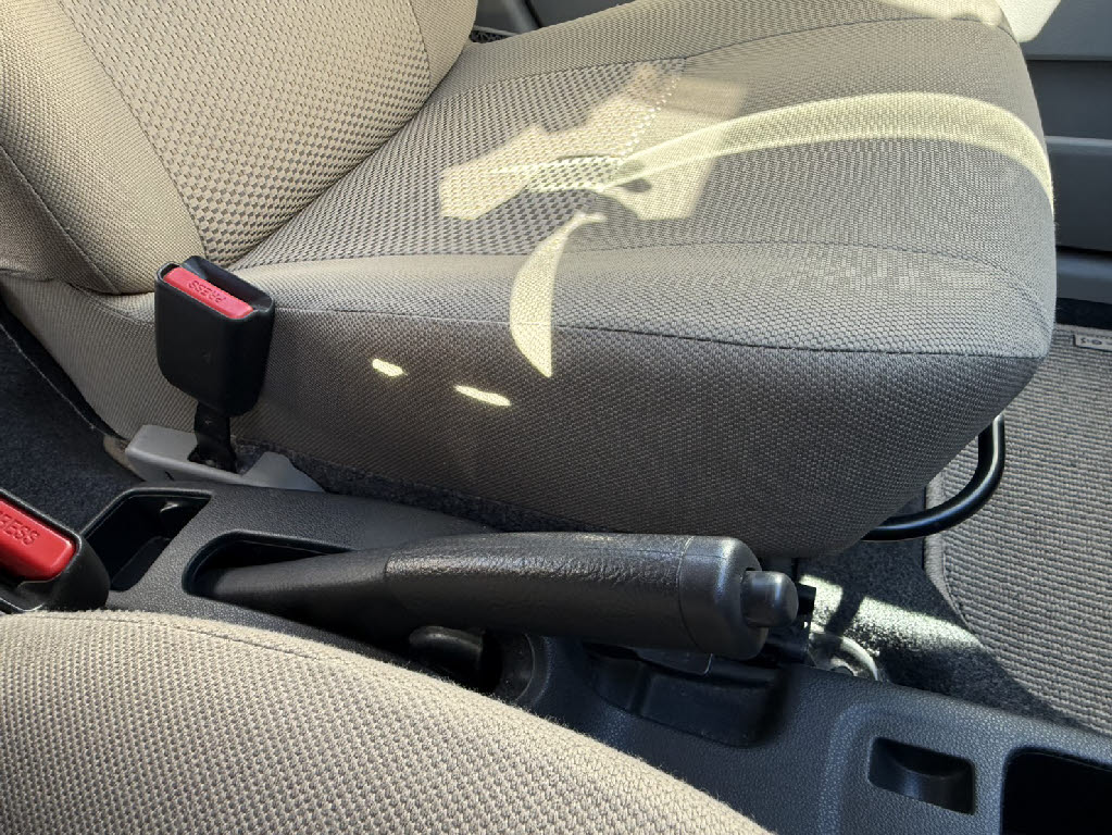 ダイハツ ミライース6枚目