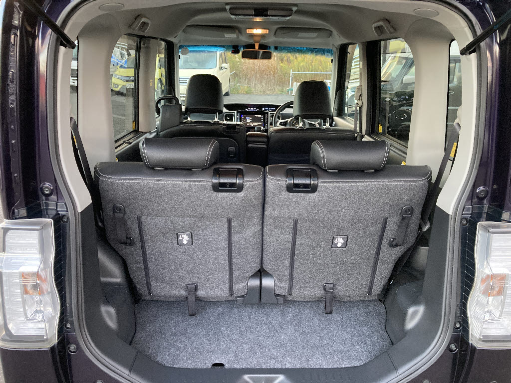 ダイハツ タントカスタム10枚目