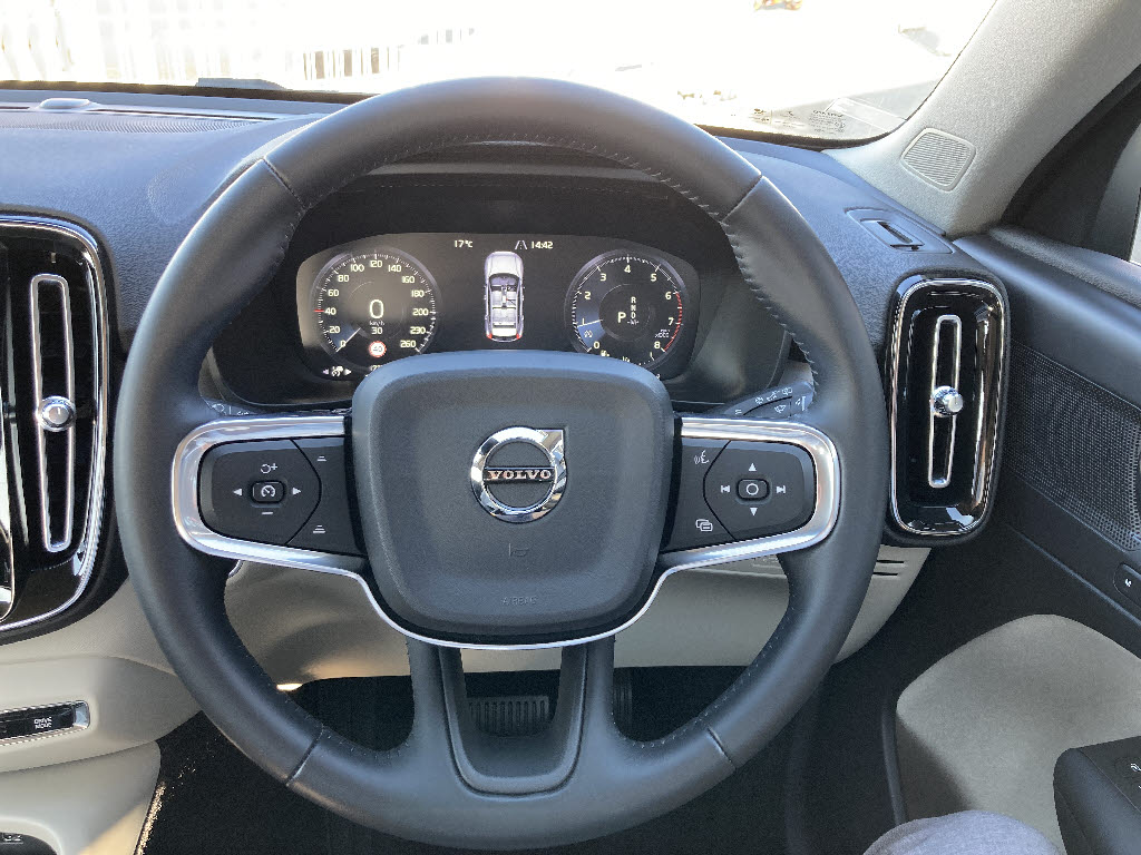 ボルボ XC4017枚目