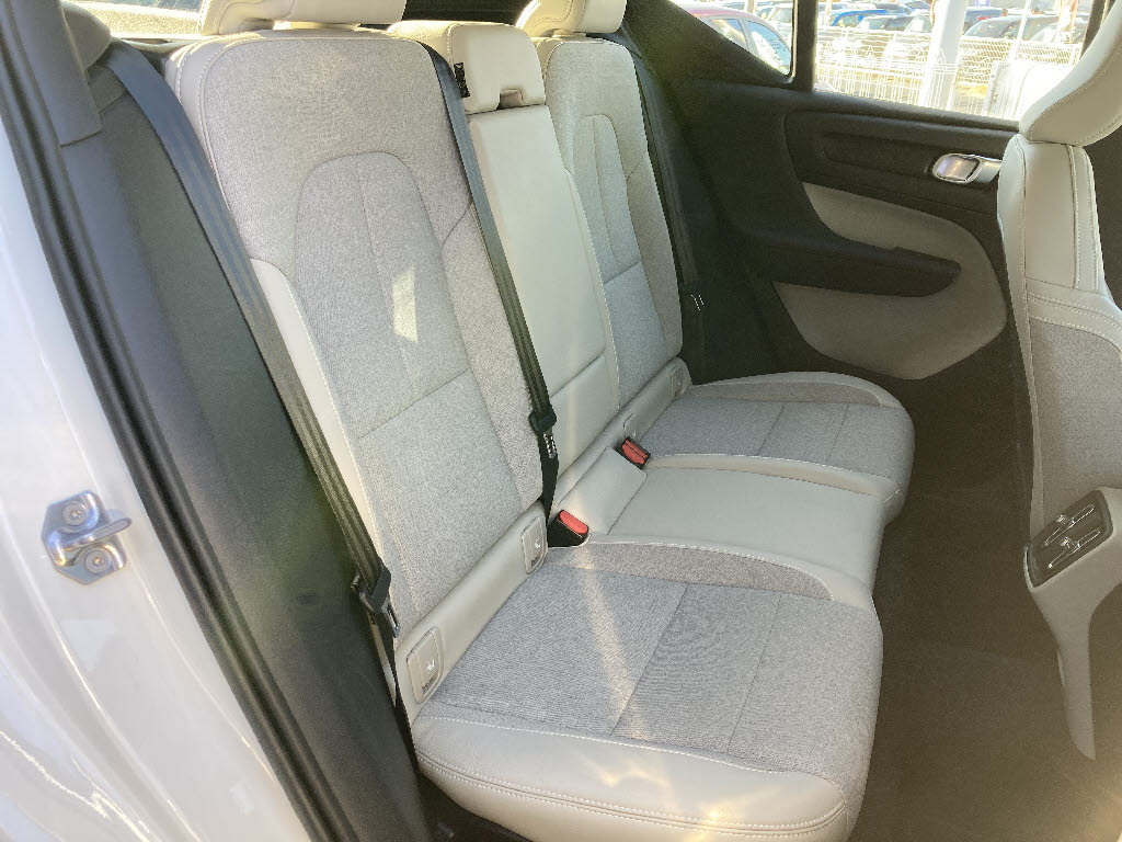 ボルボ XC404枚目