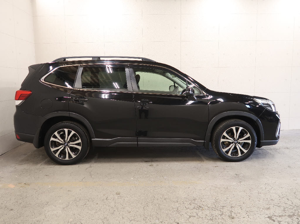 スバル フォレスター9枚目