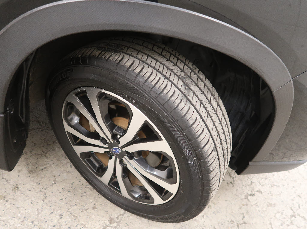 スバル フォレスター16枚目