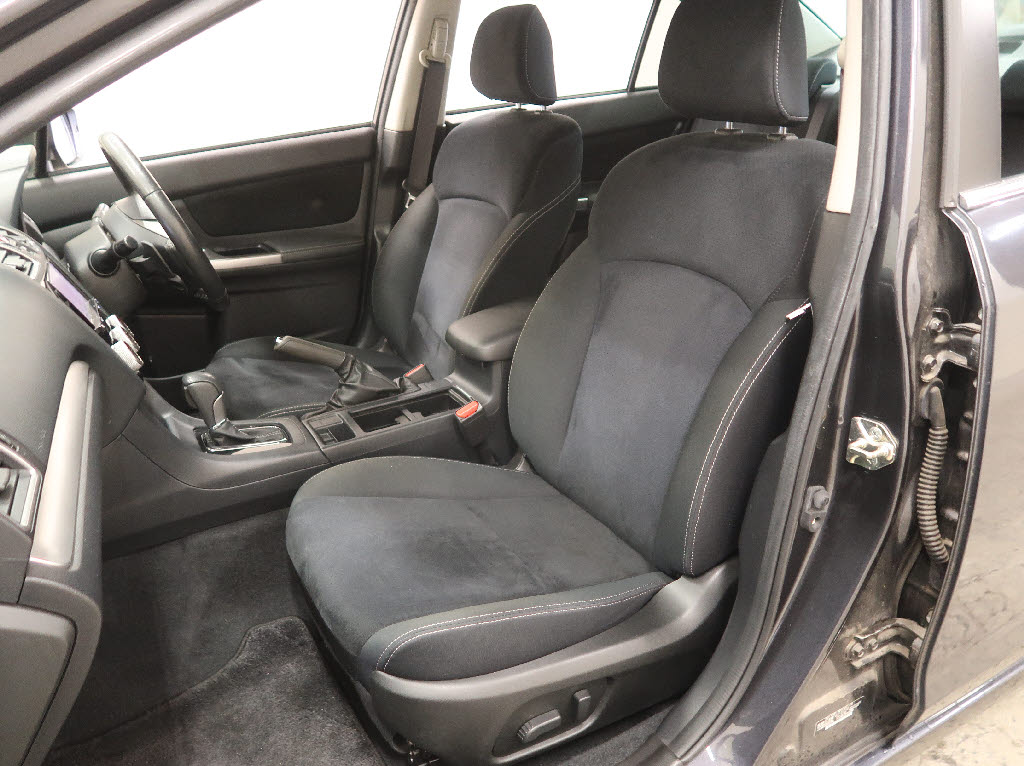 スバル インプレッサ4枚目