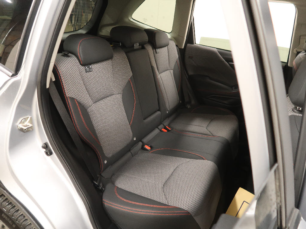 スバル フォレスター5枚目