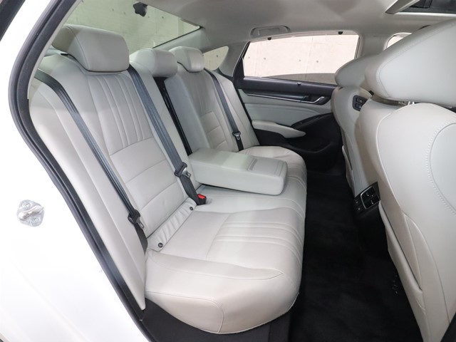 ホンダ アコード8枚目