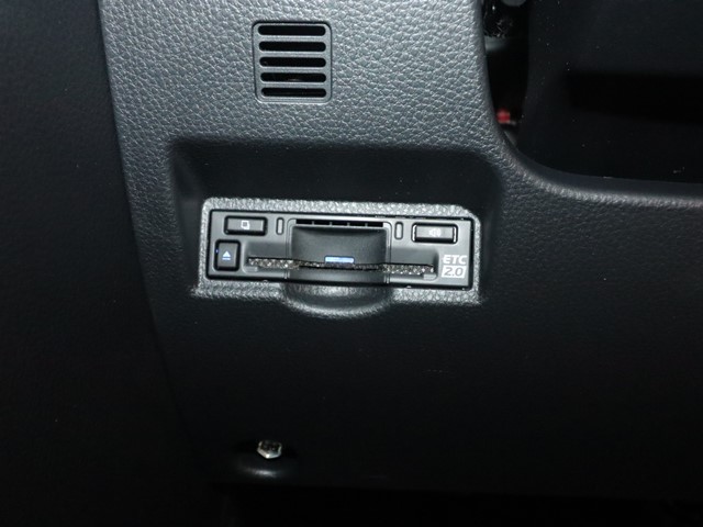 トヨタ ヴォクシー17枚目