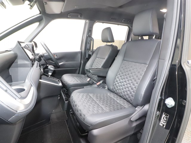 トヨタ ヴォクシー6枚目