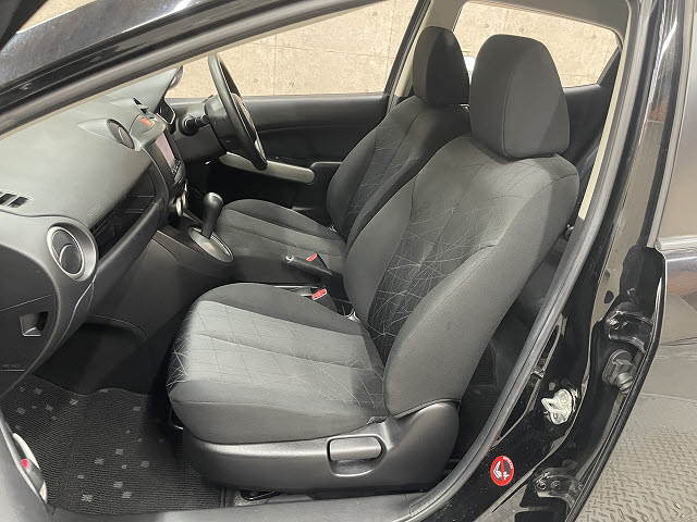 マツダ デミオ5枚目