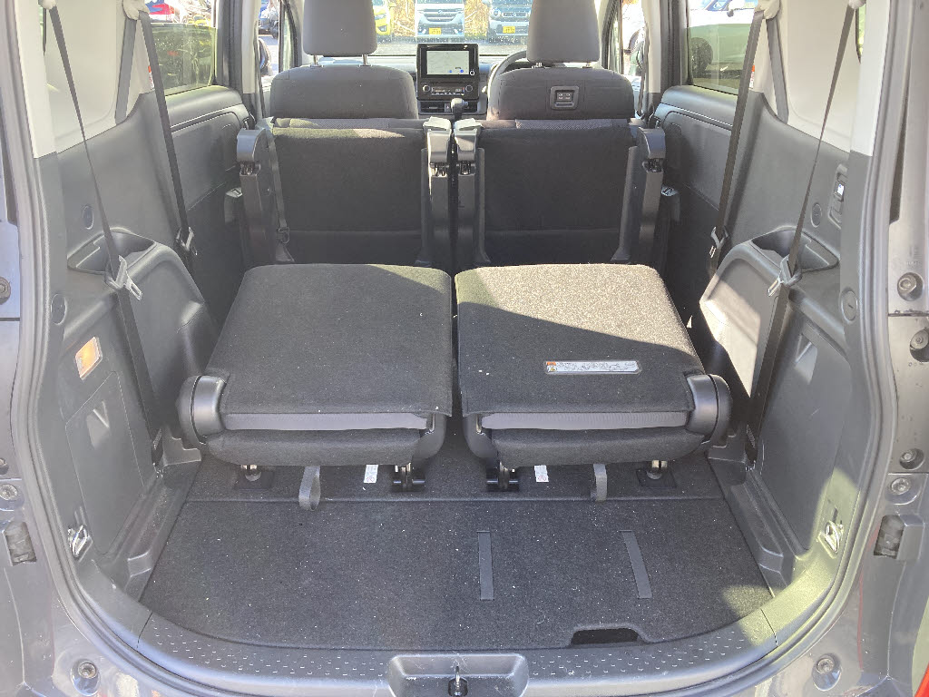 トヨタ シエンタ ハイブリッド17枚目