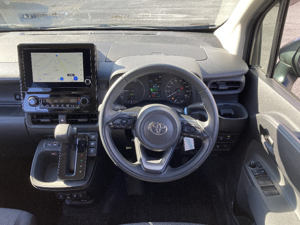 トヨタ シエンタ ハイブリッド3枚目