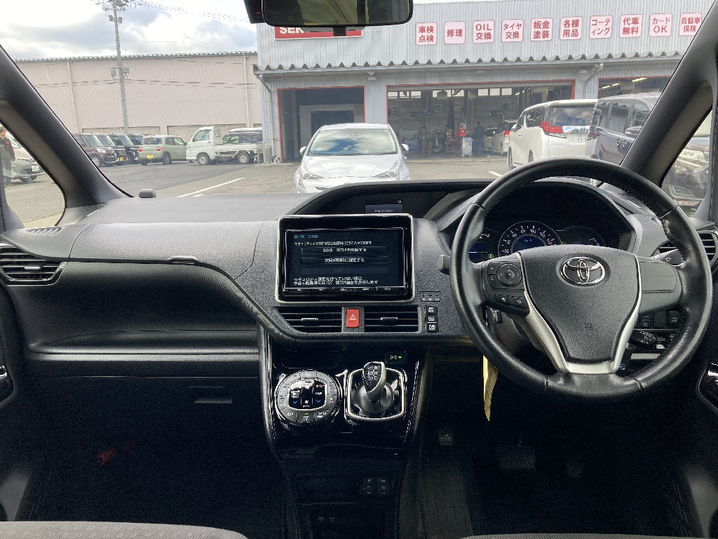 トヨタ ノアＨＶ2枚目