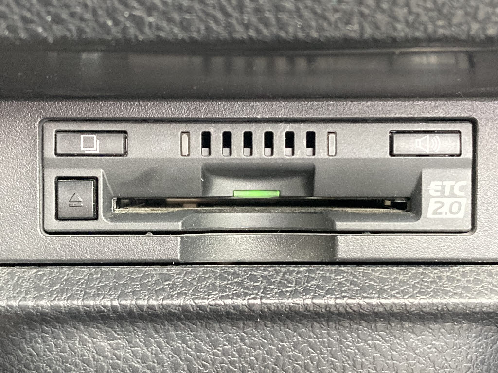 トヨタ ノアＨＶ7枚目