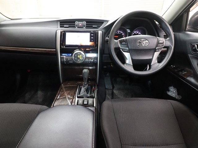 トヨタ マークＸ2枚目