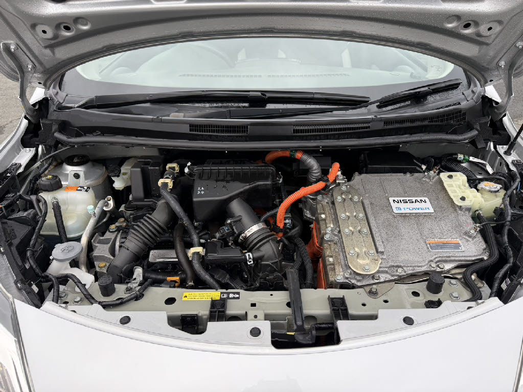 ニッサン ノート18枚目