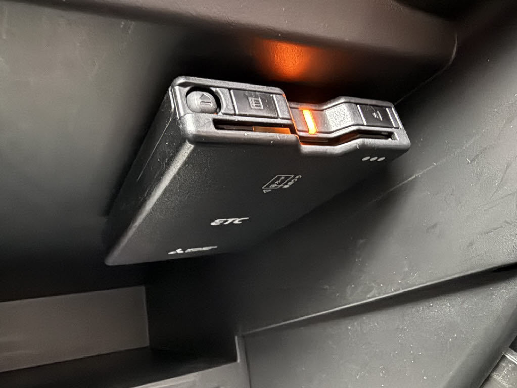 ニッサン ノート7枚目