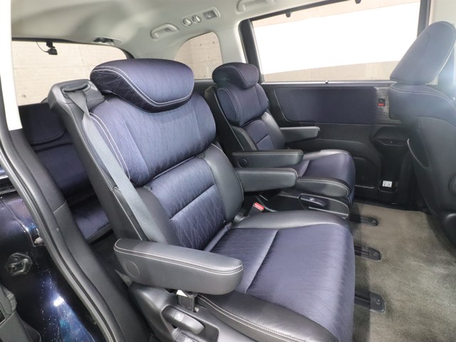 ホンダ オデッセイ4枚目