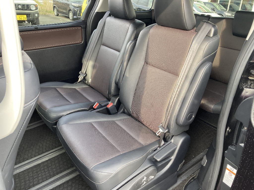 トヨタ エスクァイア14枚目