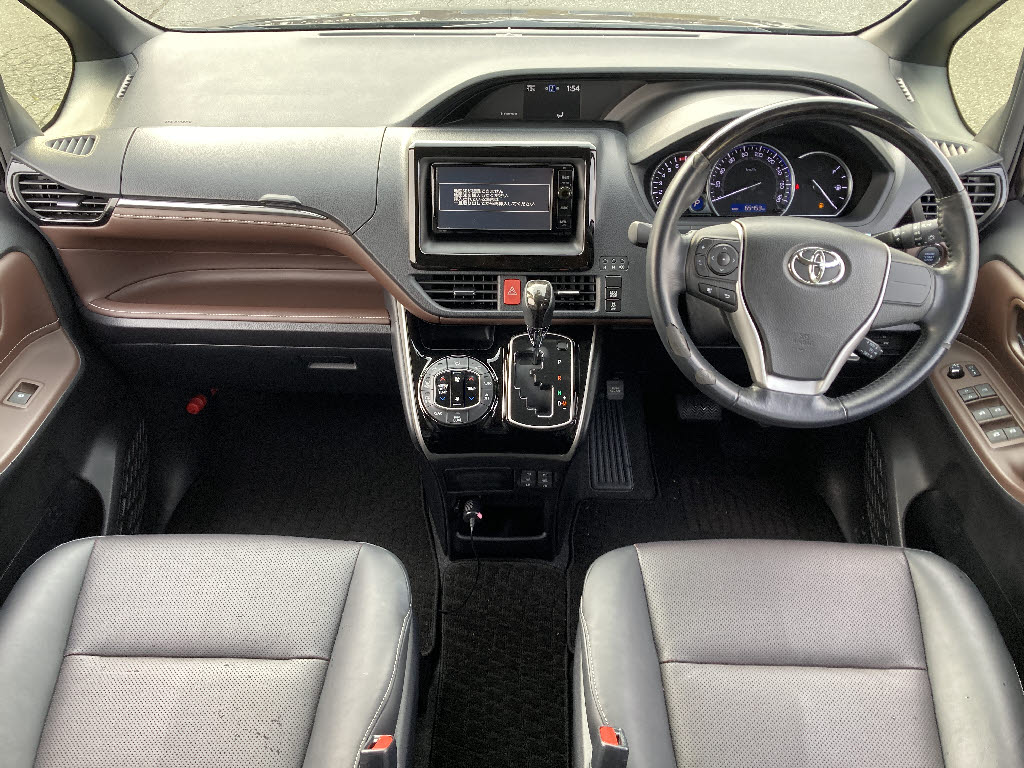 トヨタ エスクァイア2枚目