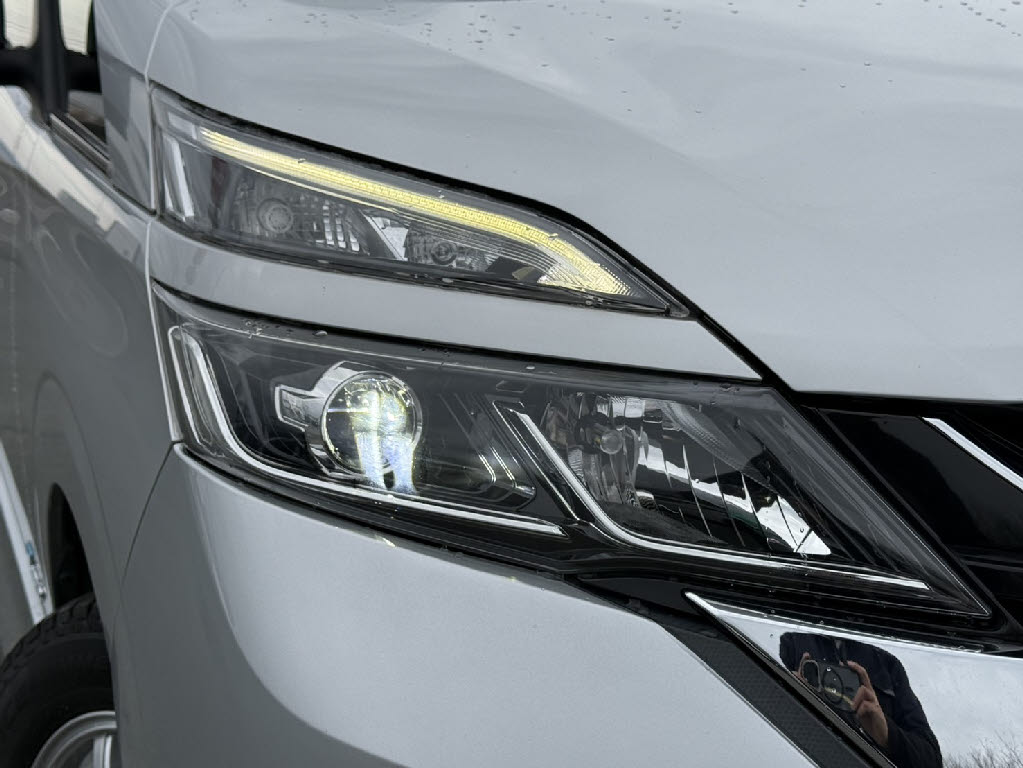 ニッサン セレナHV12枚目