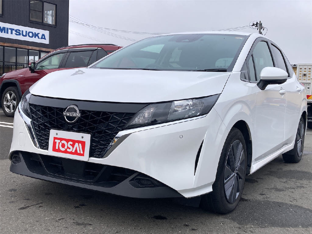 ニッサン ノート1枚目