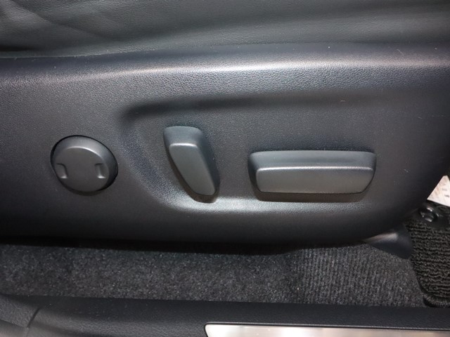 トヨタ ハリアー4枚目