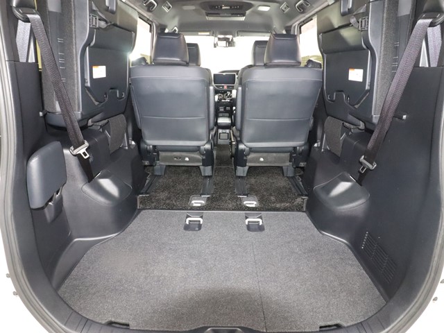 トヨタ エスクァイアＨＶ13枚目