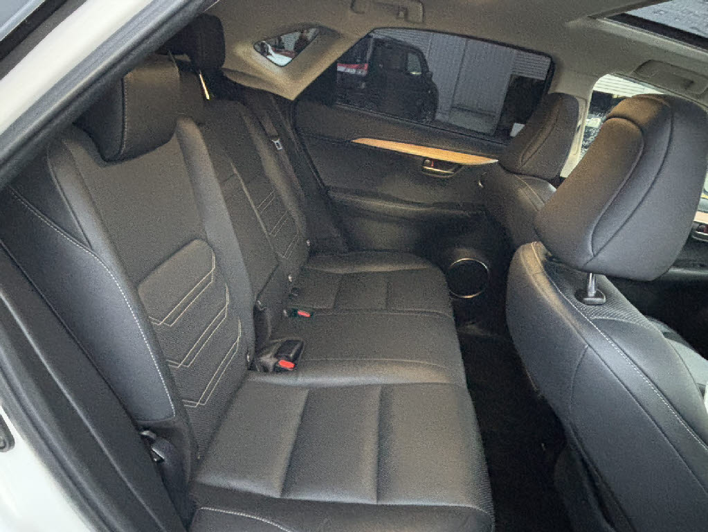 レクサス ＮＸ9枚目