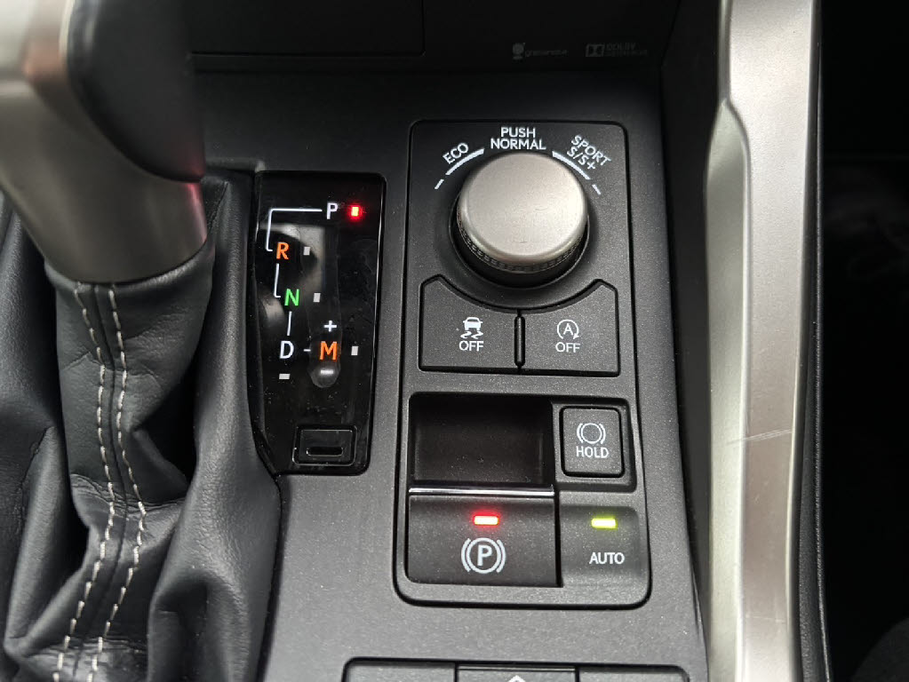 レクサス ＮＸ4枚目