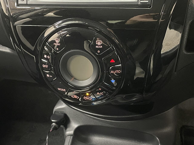 ニッサン ノート18枚目