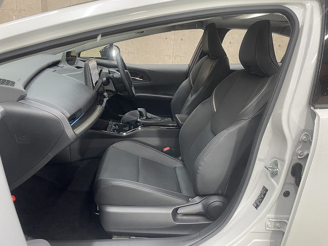 トヨタ プリウス5枚目