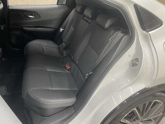 トヨタ プリウス6枚目