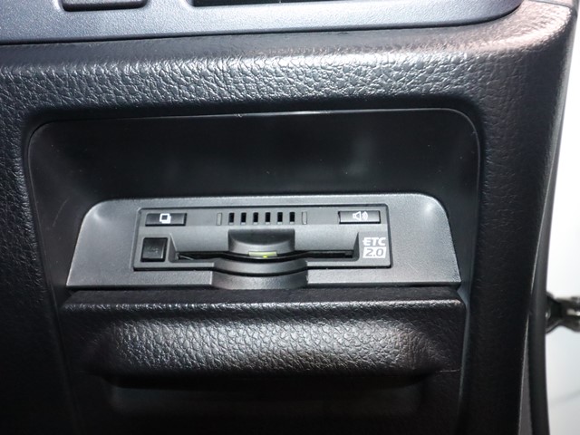 トヨタ ヴォクシー17枚目