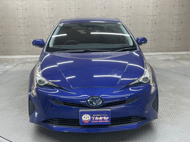 トヨタ プリウス9枚目