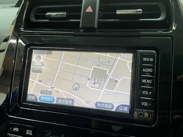 トヨタ プリウス13枚目