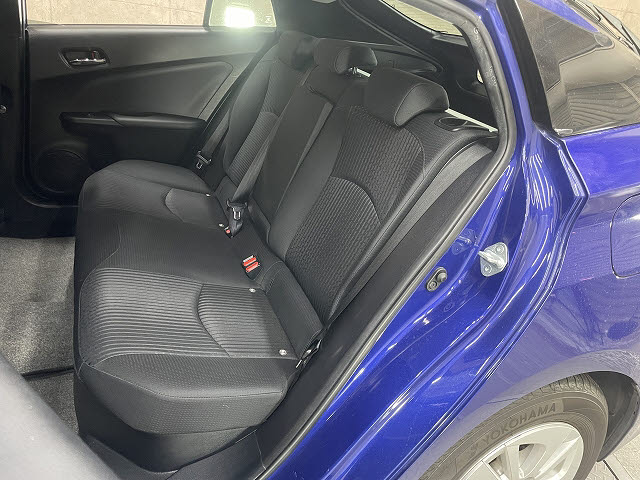 トヨタ プリウス6枚目