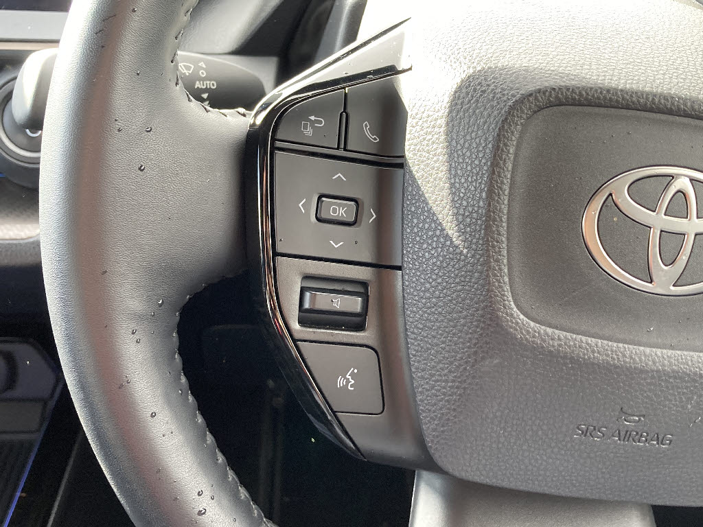 トヨタ プリウス8枚目