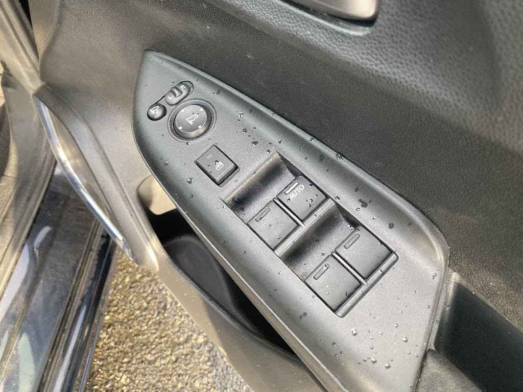 ホンダ フィットハイブリッド17枚目