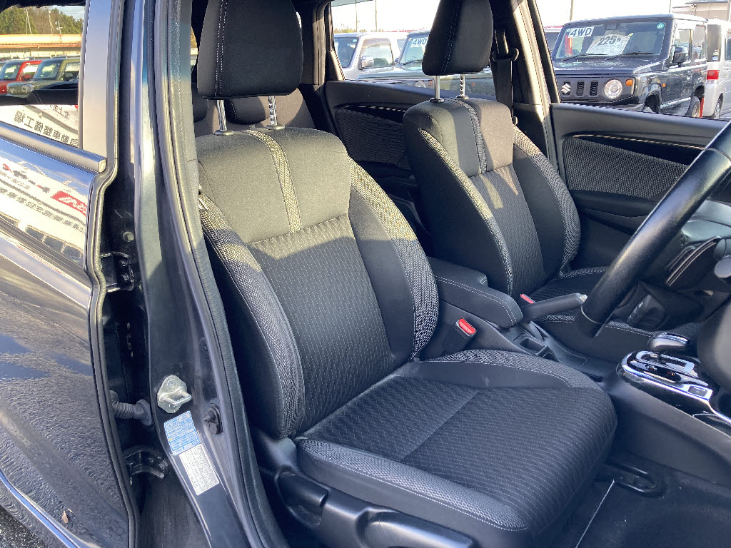 ホンダ フィットハイブリッド18枚目