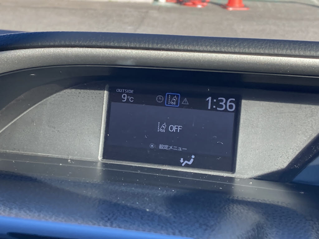 トヨタ ヴォクシー9枚目