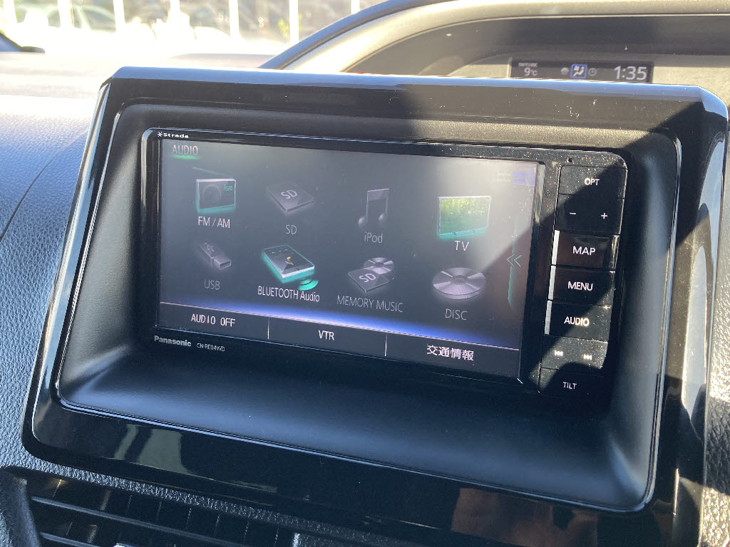 トヨタ ヴォクシー5枚目