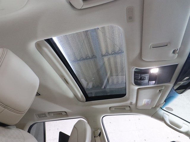 トヨタ ランドクルーザー6枚目