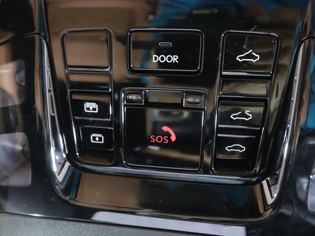 レクサス NX7枚目