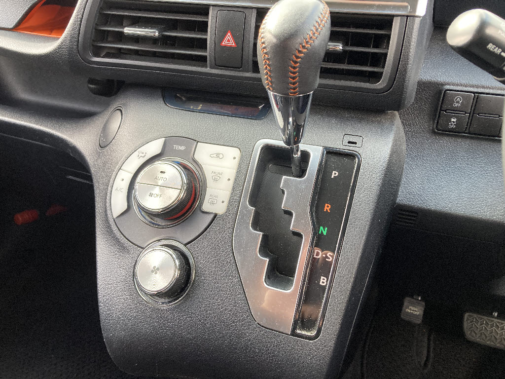 トヨタ シエンタ6枚目