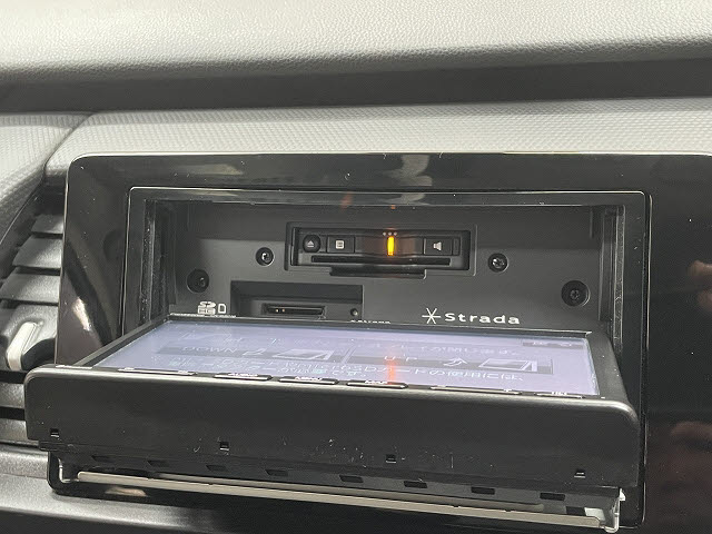 ホンダ フィットハイブリッド16枚目