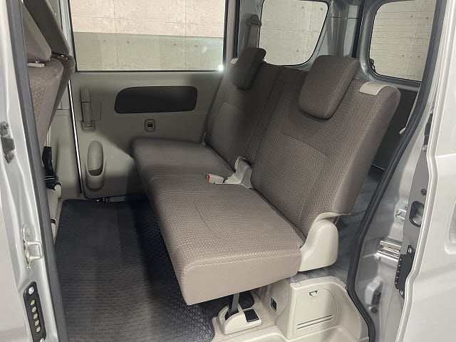 ニッサン NV100クリッパーV6枚目