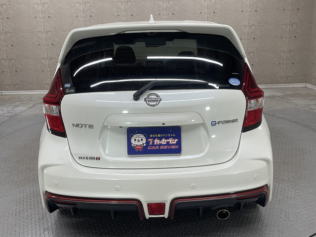 ニッサン ノート11枚目