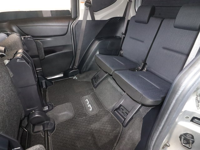 トヨタ シエンタ8枚目