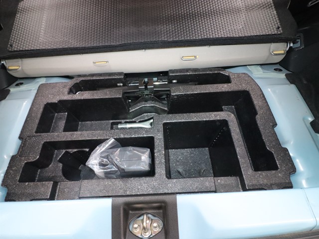 ダイハツ ミラトコット9枚目